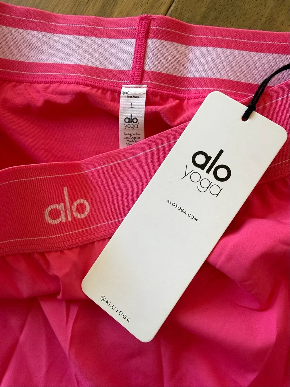ALO Yoga nwt “pink